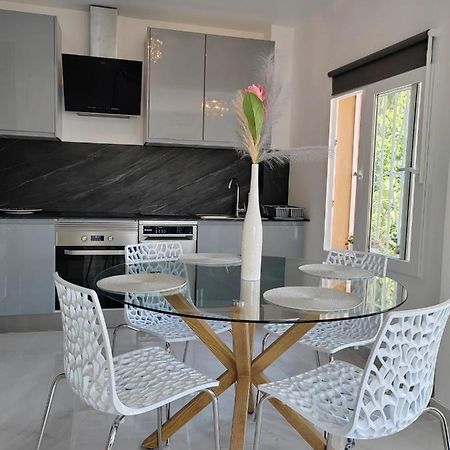 Apartamento La Torre,200M Hasta La Playa เบนัลมาเดนา ภายนอก รูปภาพ
