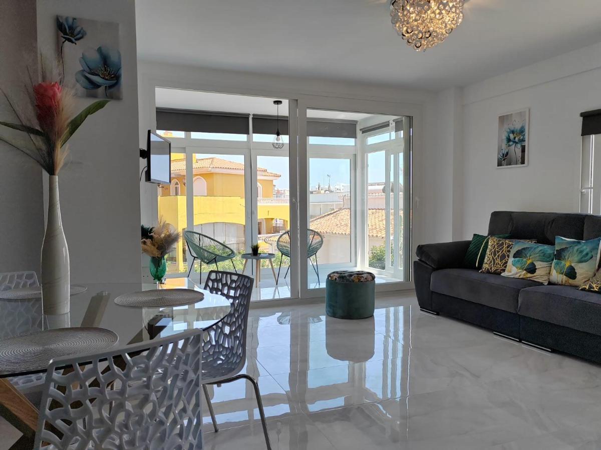 Apartamento La Torre,200M Hasta La Playa เบนัลมาเดนา ภายนอก รูปภาพ