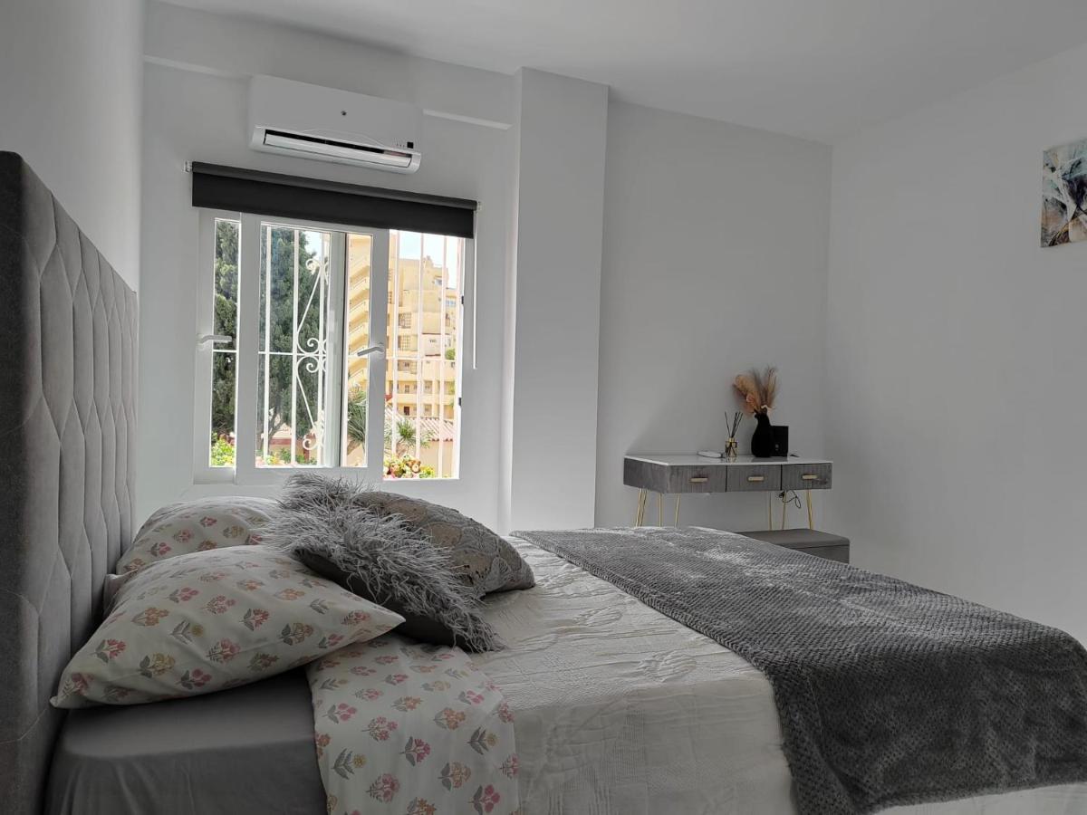 Apartamento La Torre,200M Hasta La Playa เบนัลมาเดนา ภายนอก รูปภาพ