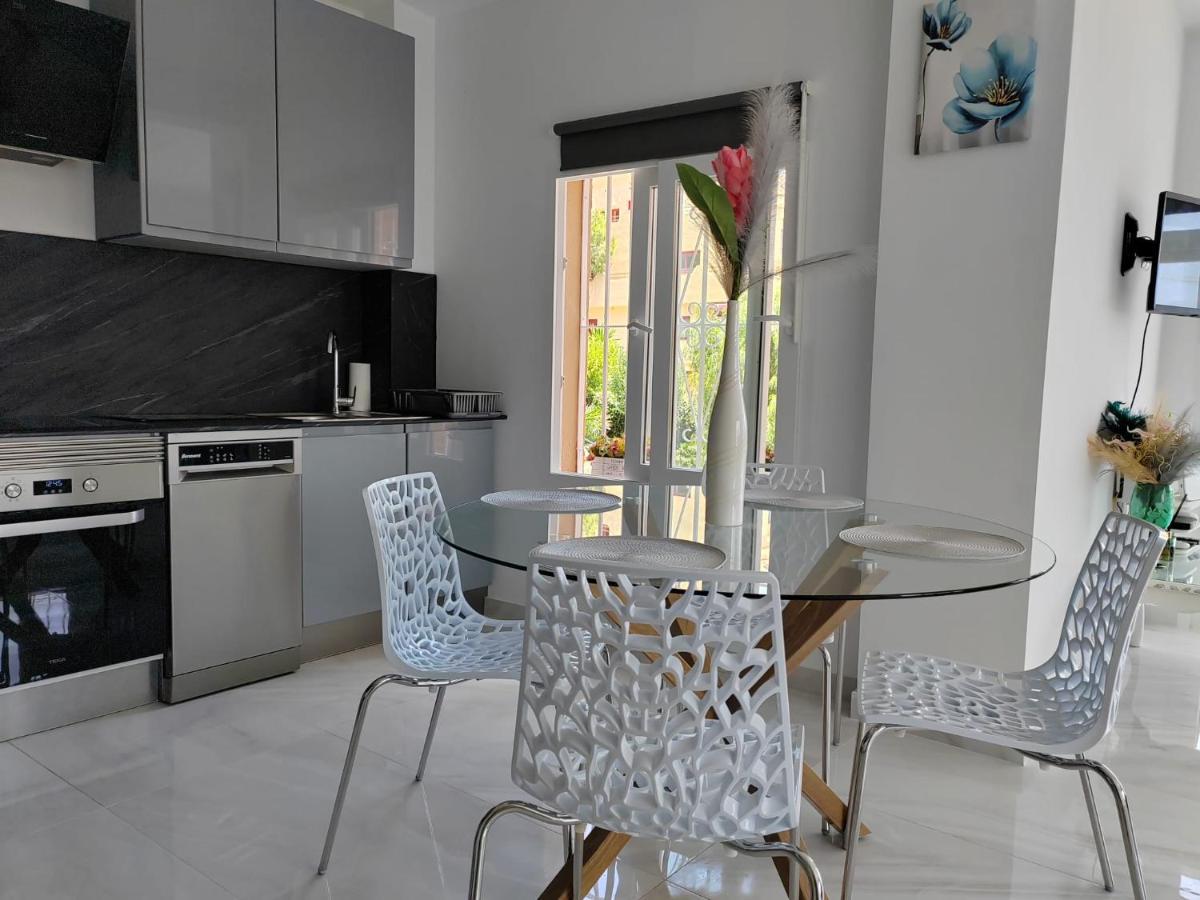 Apartamento La Torre,200M Hasta La Playa เบนัลมาเดนา ภายนอก รูปภาพ